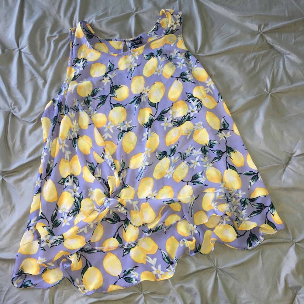 NWOT Torrid sleeveless tank blouse.